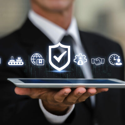 Gouvernance Lean et gestion des risques avec outils digitaux de conformité et de pilotage stratégique